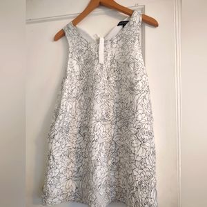 Banana republic tie back sleeveless floral print top